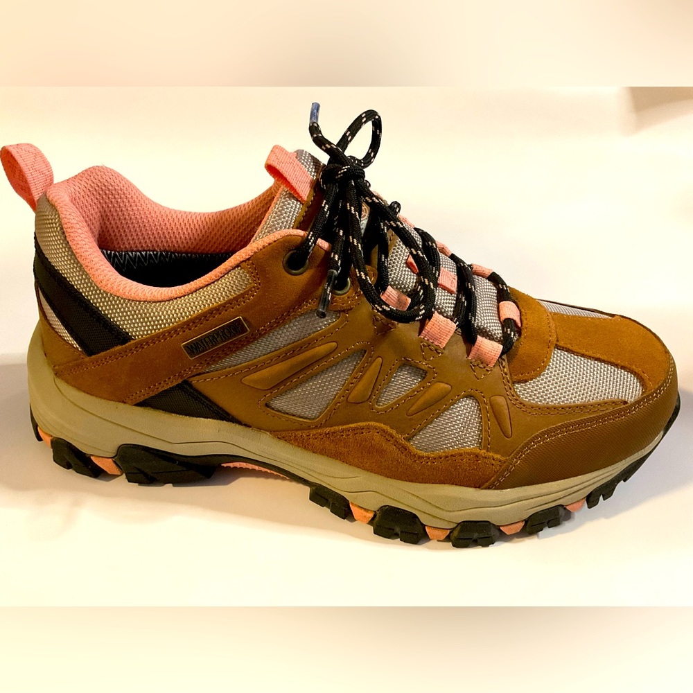 Skechers Womens Selmen West Highland Waterproof Trail Sneakers Size 8